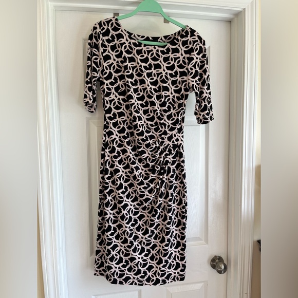 Faux Wrap Dress . 3/4 sleeve . Size 6 - Picture 1 of 3